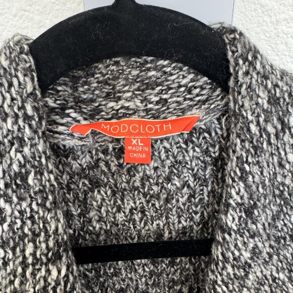 Modcloth Plus Size Drapey Open Front Knit Cardigan XL - Picture 2 of 4